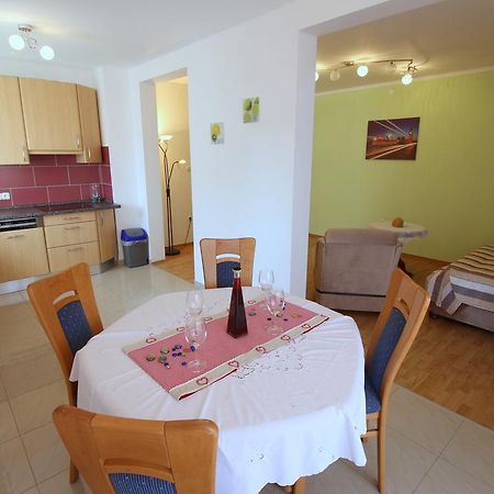 Apartment Luzia Banjole Buitenkant foto